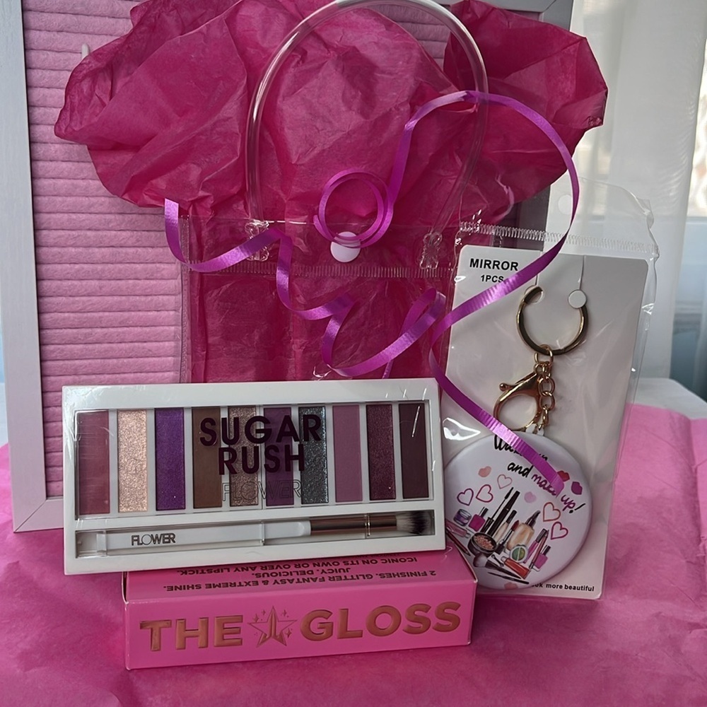 Beauty Bundle with Gift - Picture 1 of 5